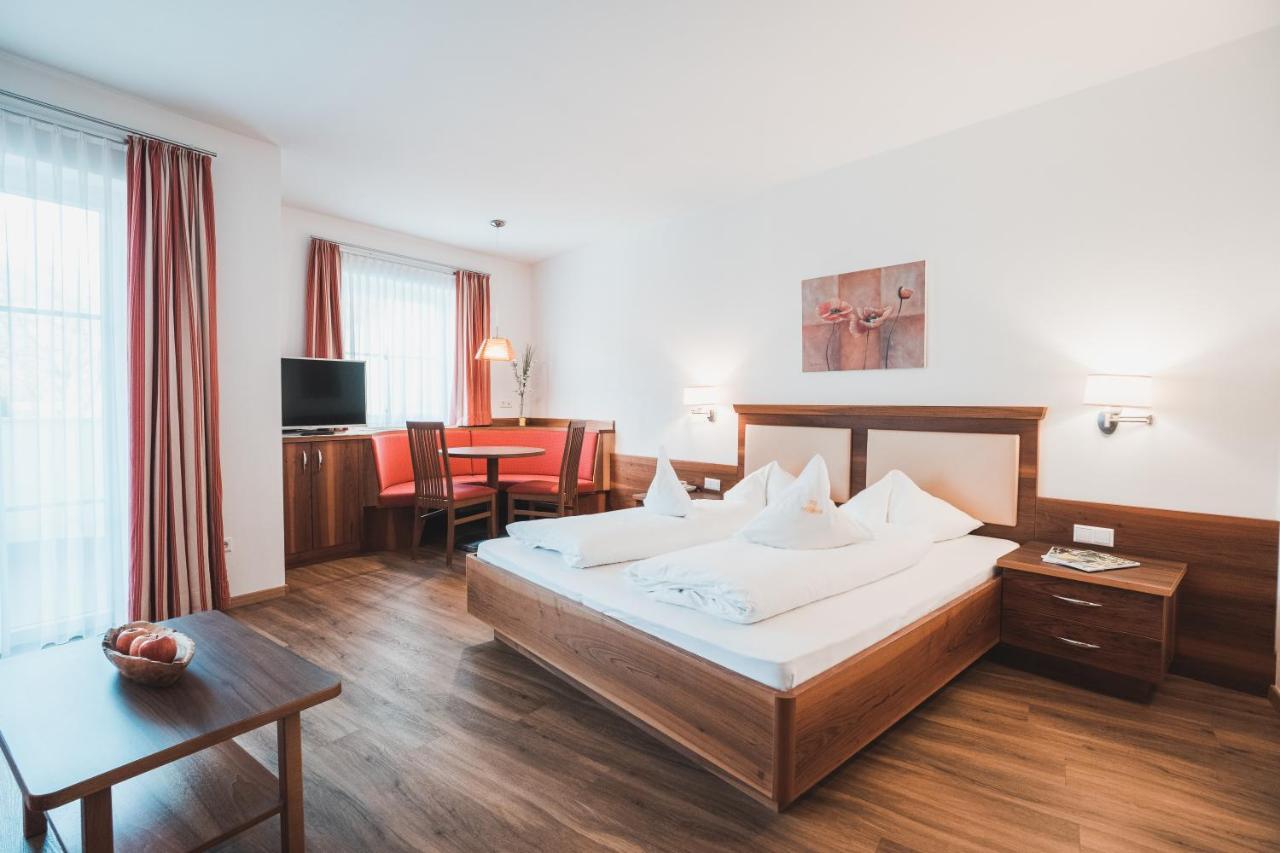 Hotel Am Sonneck Lagundo Dış mekan fotoğraf