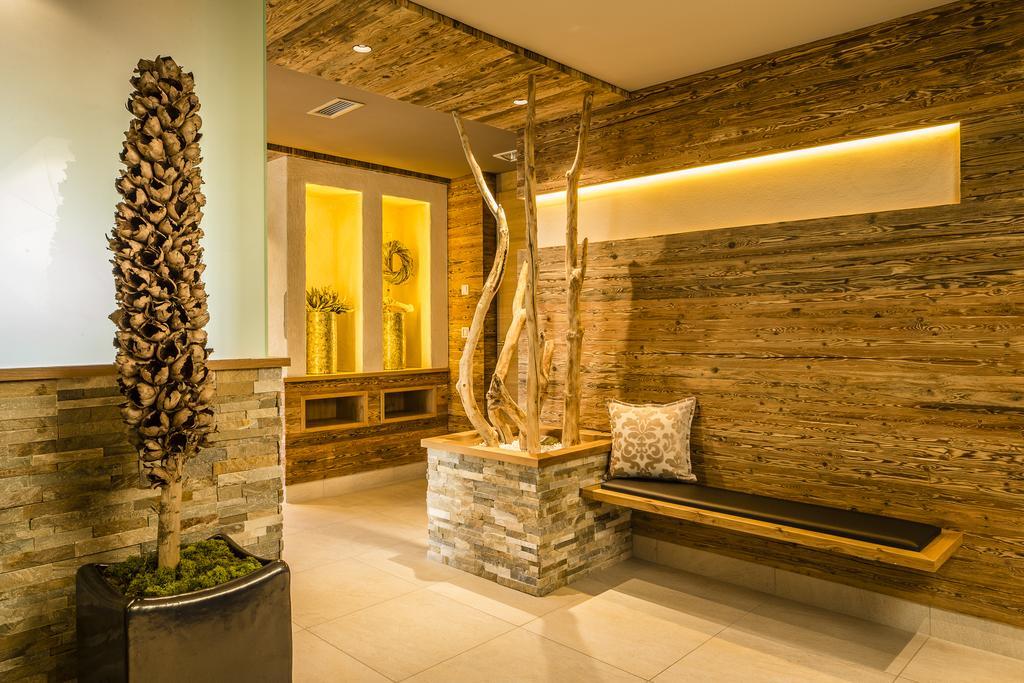 Hotel Am Sonneck Lagundo Dış mekan fotoğraf